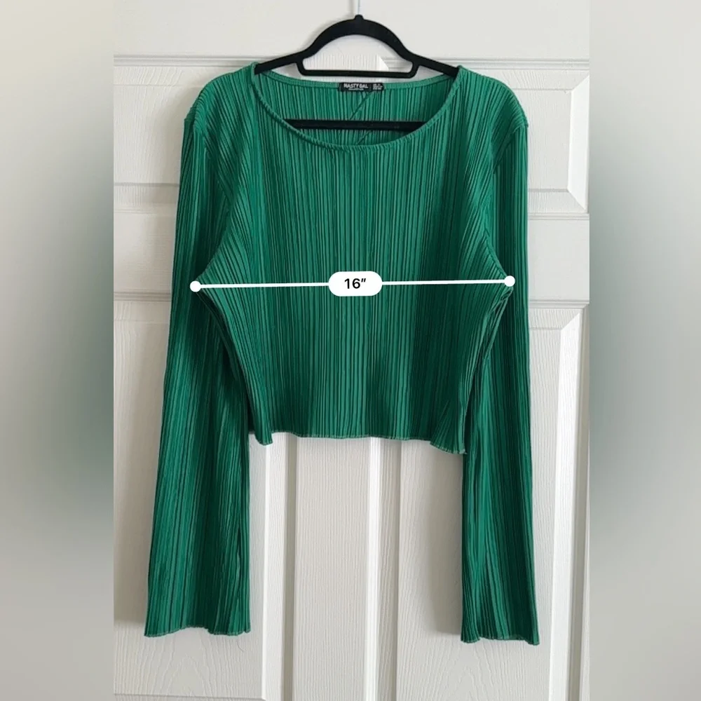 Nasty Gal | Pleated Bright Green Cropped Blouse | Size 14
